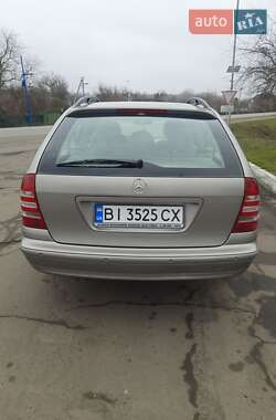 Універсал Mercedes-Benz C-Class 2006 в 