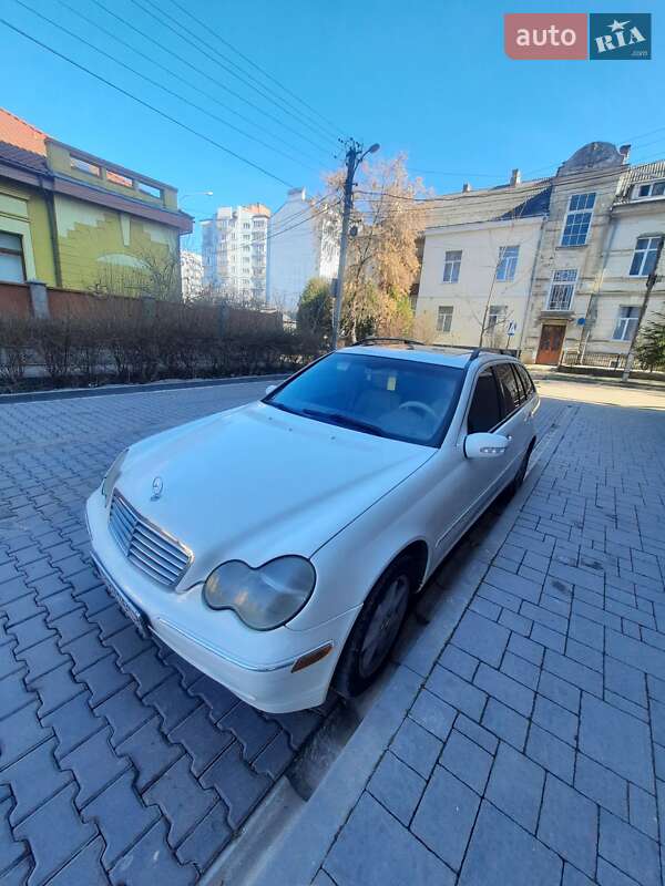 Универсал Mercedes-Benz C-Class 2004 в Ивано-Франковске