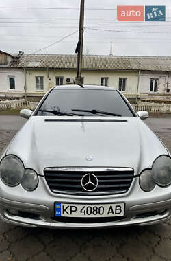 Купе Mercedes-Benz C-Class 2001 в Тростянце