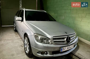 Універсал Mercedes-Benz C-Class 2010 в Тернополі