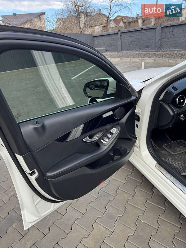 Универсал Mercedes-Benz C-Class 2014 в Черновцах