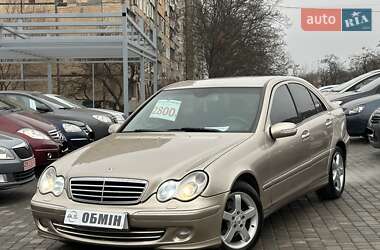 Седан Mercedes-Benz C-Class 2004 в Кривом Роге