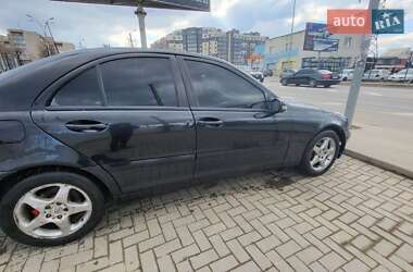 Седан Mercedes-Benz C-Class 2000 в Ивано-Франковске