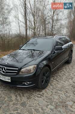 Універсал Mercedes-Benz C-Class 2008 в 