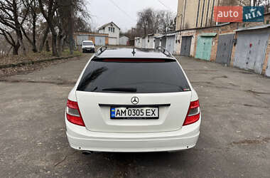 Універсал Mercedes-Benz C-Class 2010 в Житомирі