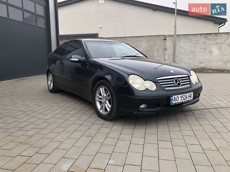 Купе Mercedes-Benz C-Class 2002 в Мукачево