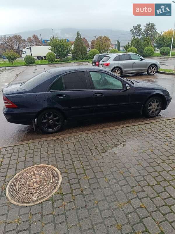 Седан Mercedes-Benz C-Class 2002 в Берегово