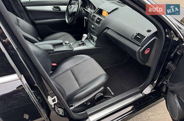 Универсал Mercedes-Benz C-Class 2010 в 