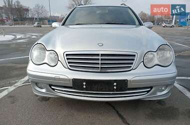 Универсал Mercedes-Benz C-Class 2005 в Днепре