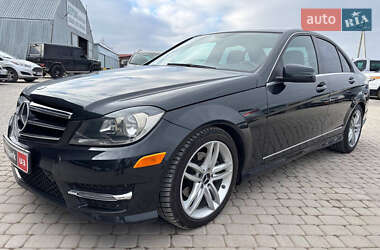 Седан Mercedes-Benz C-Class 2013 в Львове