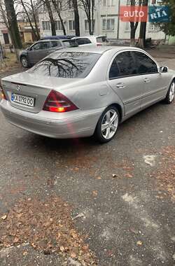 Седан Mercedes-Benz C-Class 2000 в 