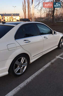 Седан Mercedes-Benz C-Class 2010 в 