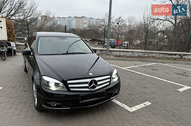 Mercedes-Benz C-Class 2010 Mercedes-Benz C-Class 2010
