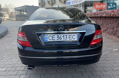 Седан Mercedes-Benz C-Class 2010 в Черновцах