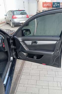 Универсал Mercedes-Benz C-Class 2012 в 