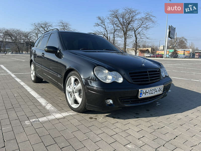 Универсал Mercedes-Benz C-Class 2006 в Одессе