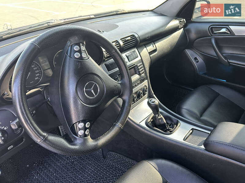 Универсал Mercedes-Benz C-Class 2006 в Одессе
