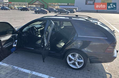 Универсал Mercedes-Benz C-Class 2006 в 