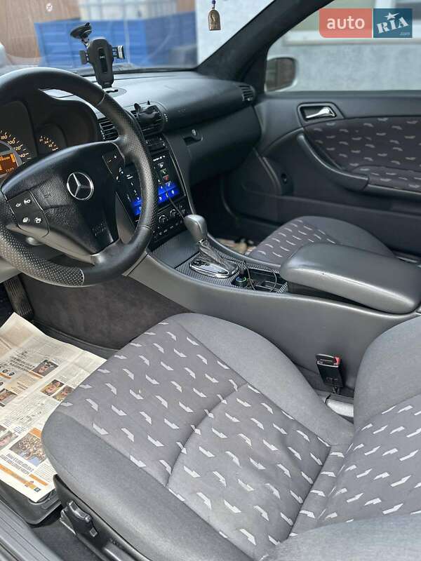Купе Mercedes-Benz C-Class 2003 в Первомайске