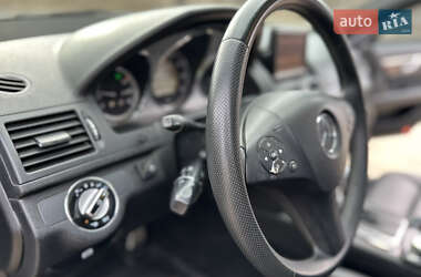 Седан Mercedes-Benz C-Class 2010 в 