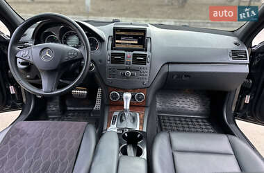 Седан Mercedes-Benz C-Class 2010 в 