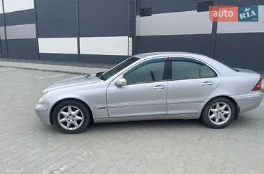 Седан Mercedes-Benz C-Class 2001 в Калуше