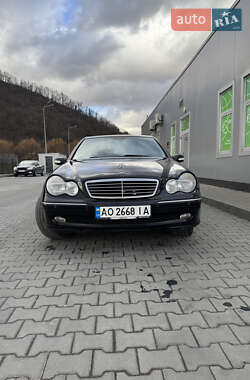 Седан Mercedes-Benz C-Class 2003 в Мукачево