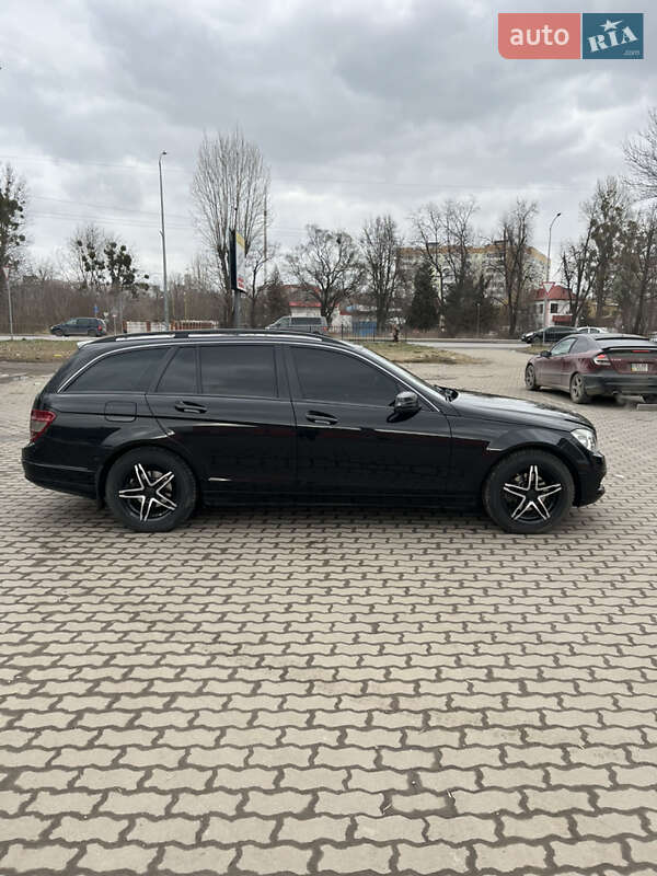 Универсал Mercedes-Benz C-Class 2008 в Львове