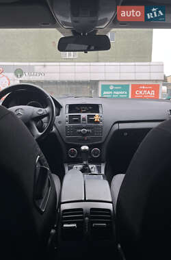 Универсал Mercedes-Benz C-Class 2008 в 