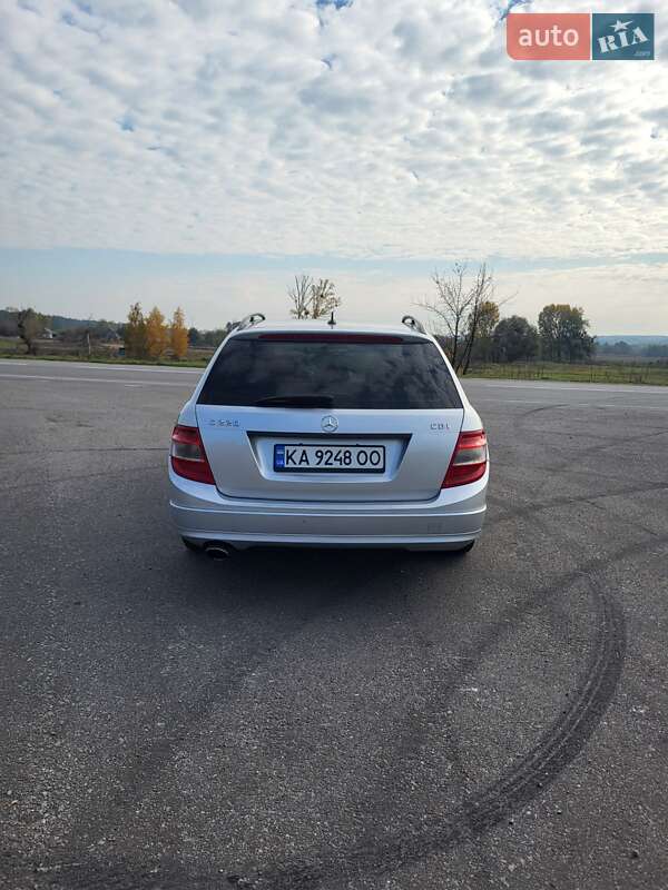 Универсал Mercedes-Benz C-Class 2008 в Киеве