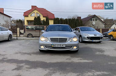 Седан Mercedes-Benz C-Class 2005 в 