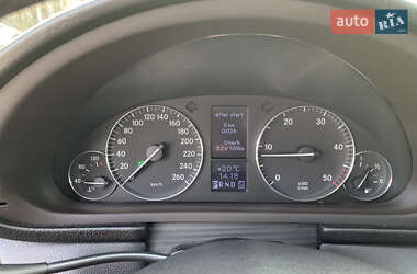 Седан Mercedes-Benz C-Class 2005 в 