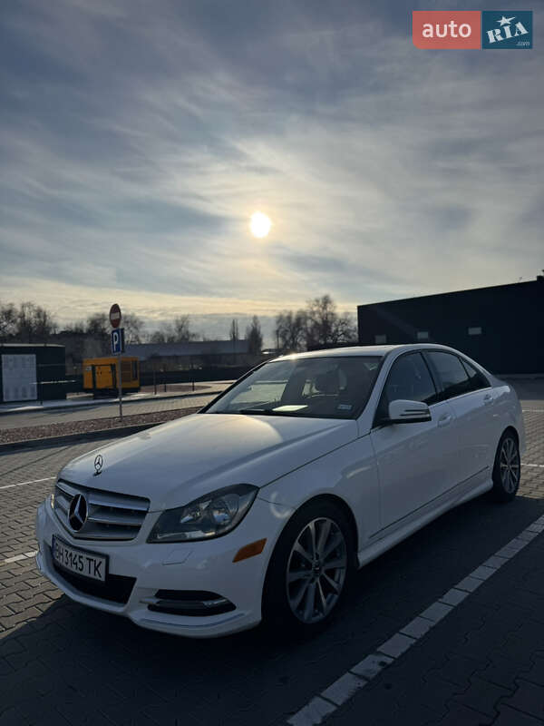 Седан Mercedes-Benz C-Class 2013 в Одессе