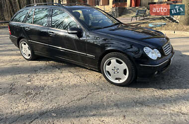 Універсал Mercedes-Benz C-Class 2005 в Ладижині