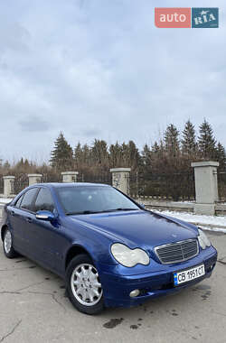 Седан Mercedes-Benz C-Class 2001 в Києві