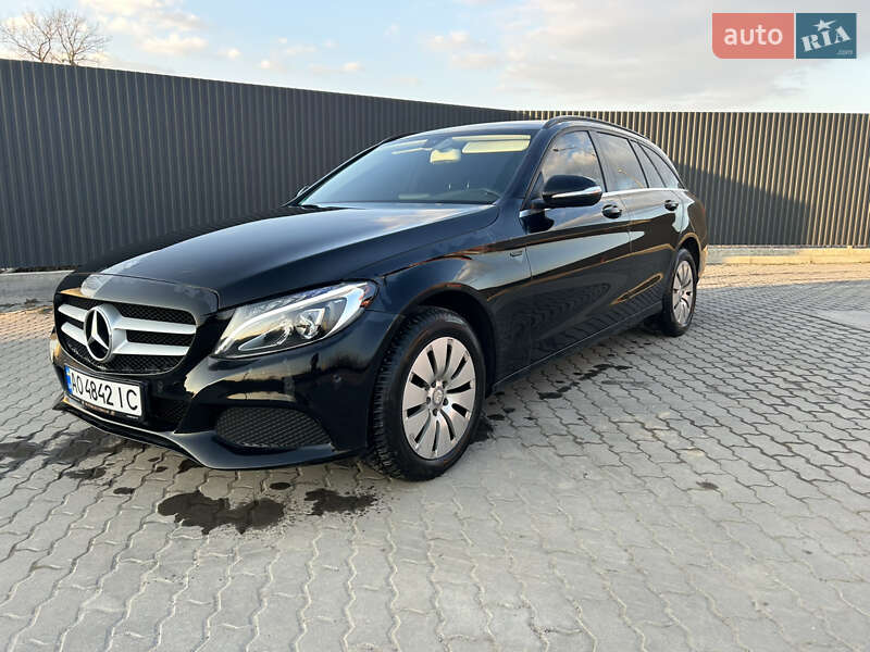 Универсал Mercedes-Benz C-Class 2015 в 