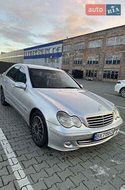 Седан Mercedes-Benz C-Class 2004 в Кам'янець-Подільському