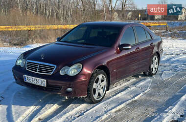 Седан Mercedes-Benz C-Class 2006 в Киеве