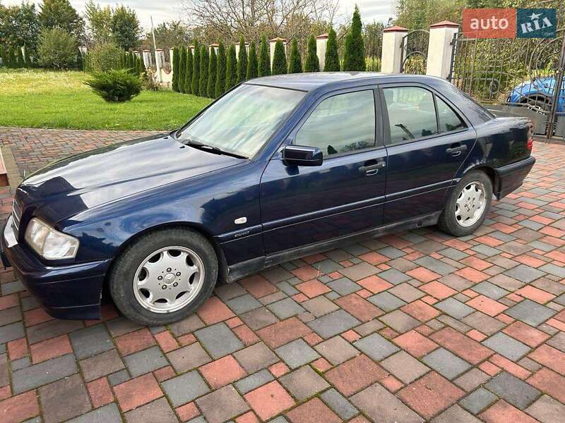 Седан Mercedes-Benz C-Class 1999 в Львове