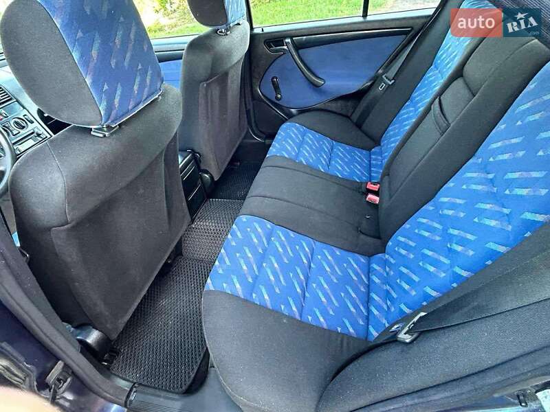 Седан Mercedes-Benz C-Class 1999 в Львове
