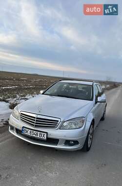 Mercedes-Benz C-Class 2010 Mercedes-Benz C-Class 2010