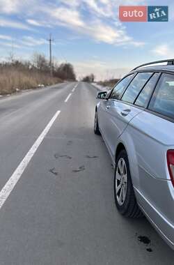 Универсал Mercedes-Benz C-Class 2010 в 