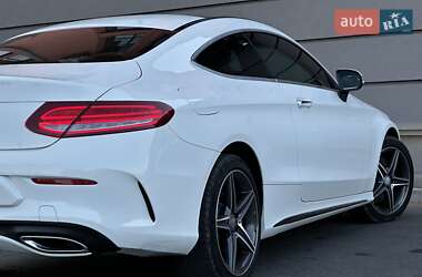 Купе Mercedes-Benz C-Class 2016 в 