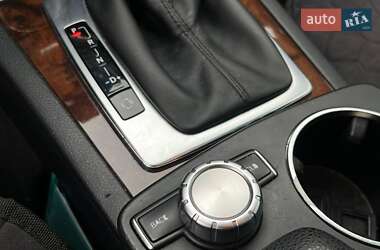 Седан Mercedes-Benz C-Class 2011 в 