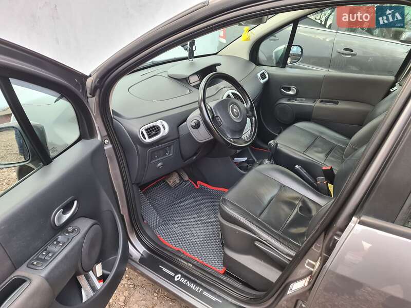 Купе Mercedes-Benz C-Class 2002 в Одесі