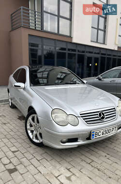 Купе Mercedes-Benz C-Class 2003 в 