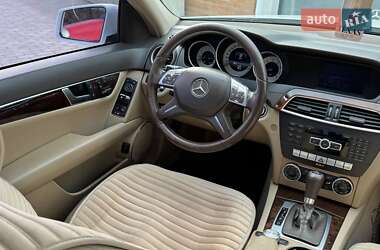 Седан Mercedes-Benz C-Class 2013 в 