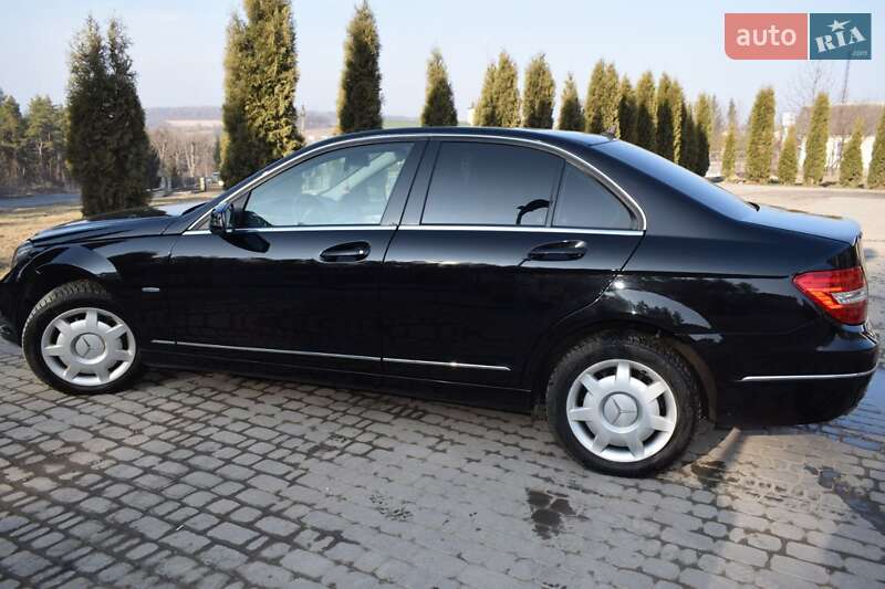 Седан Mercedes-Benz C-Class 2011 в Бучаче фото 5 Седан Mercedes-Benz C-Class 2011 в Бучаче
