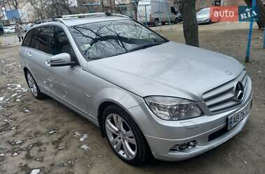 Универсал Mercedes-Benz C-Class 2009 в 