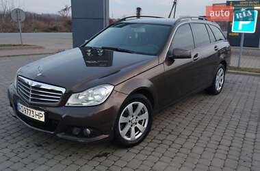 Універсал Mercedes-Benz C-Class 2013 в Мукачевому